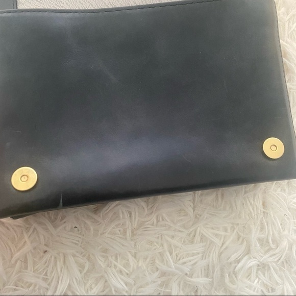 Aritzia  Auxiliary Calisch Crossbody Bag​ - Picture 3 of 6